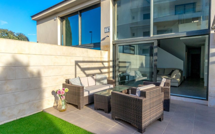 Revente - Villa -
Villamartín - Los Dolses