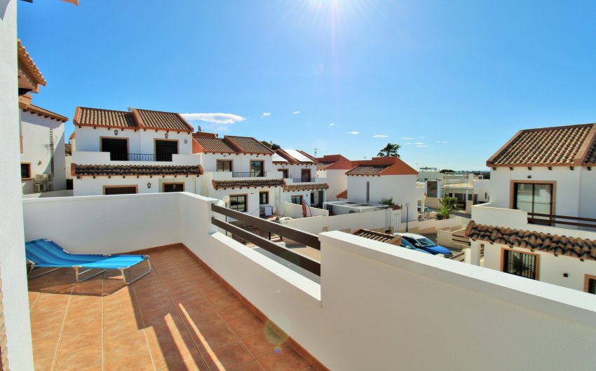 Revente - Villa -
Villamartín - PAU 8