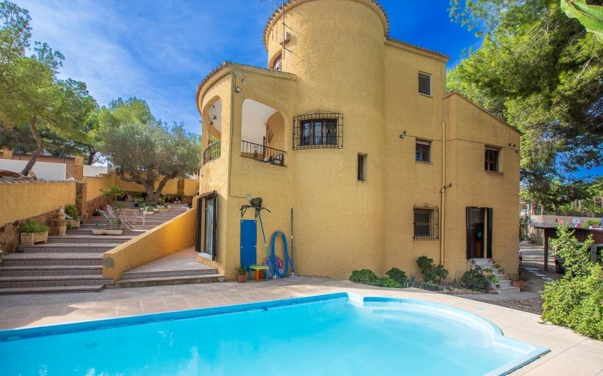 Revente - Villa -
Villamartín - Res. Las Filipinas