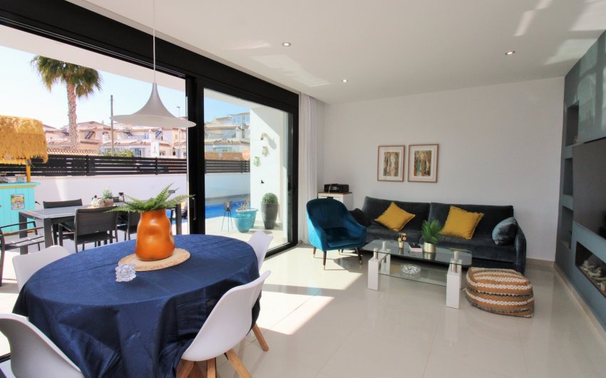 Revente - Villa -
Villamartín