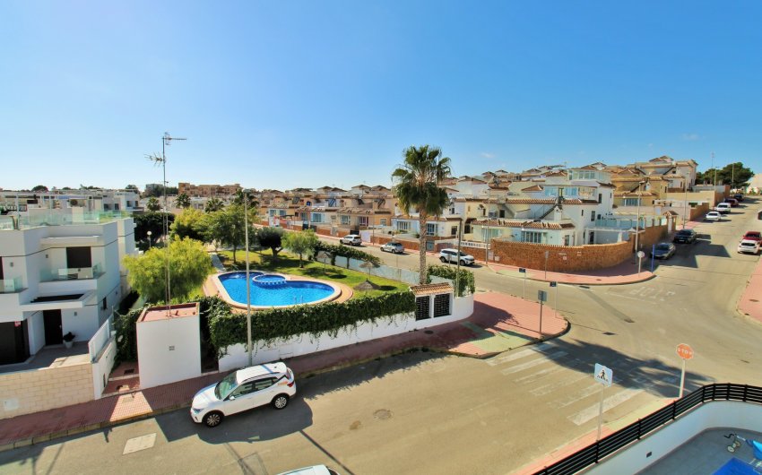 Revente - Villa -
Villamartín