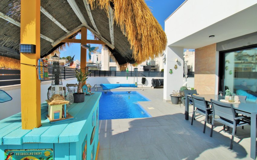 Revente - Villa -
Villamartín