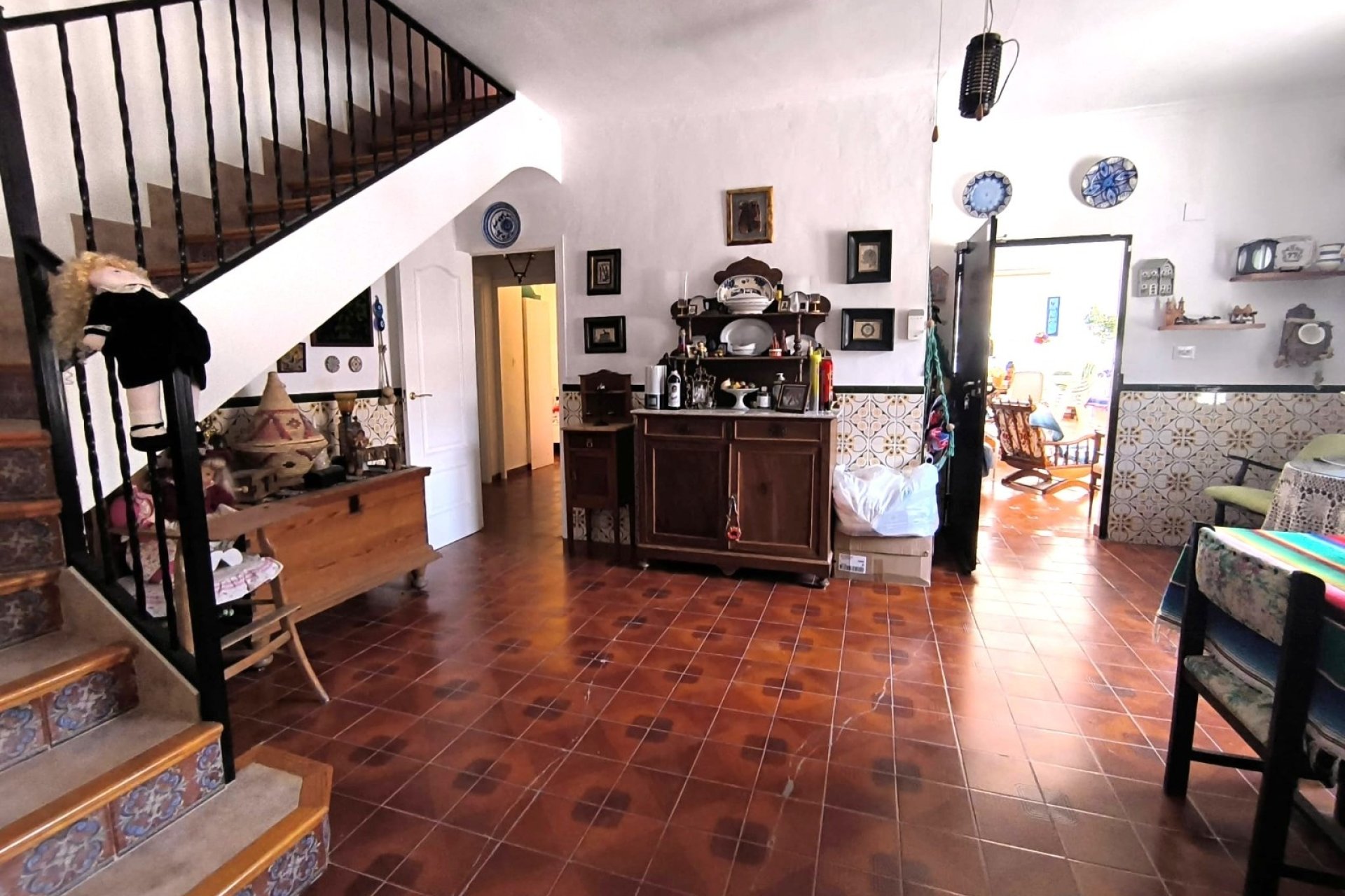 Revente - Villa -
Villena - Inland