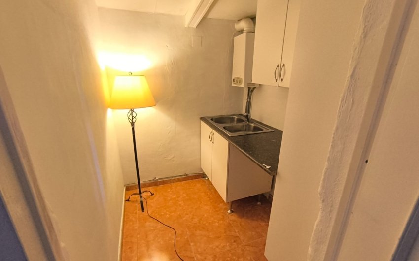 Revente - Villa -
Villena - Inland