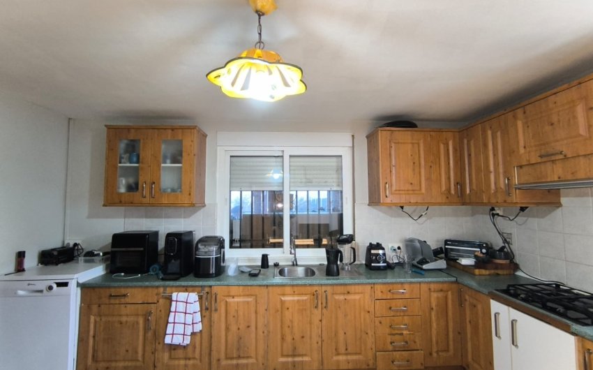 Revente - Villa -
Villena - Inland