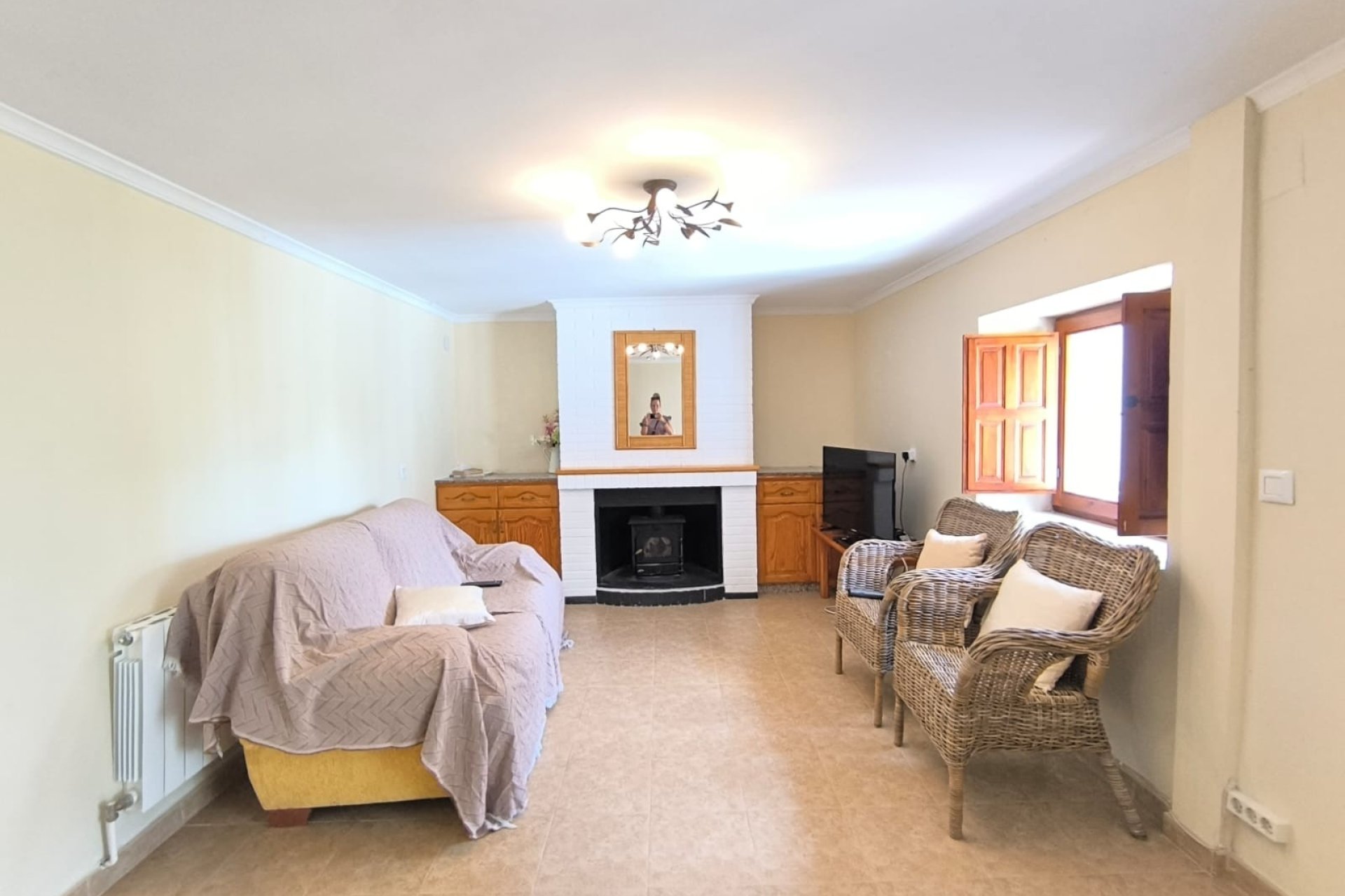 Revente - Villa -
Villena - Inland