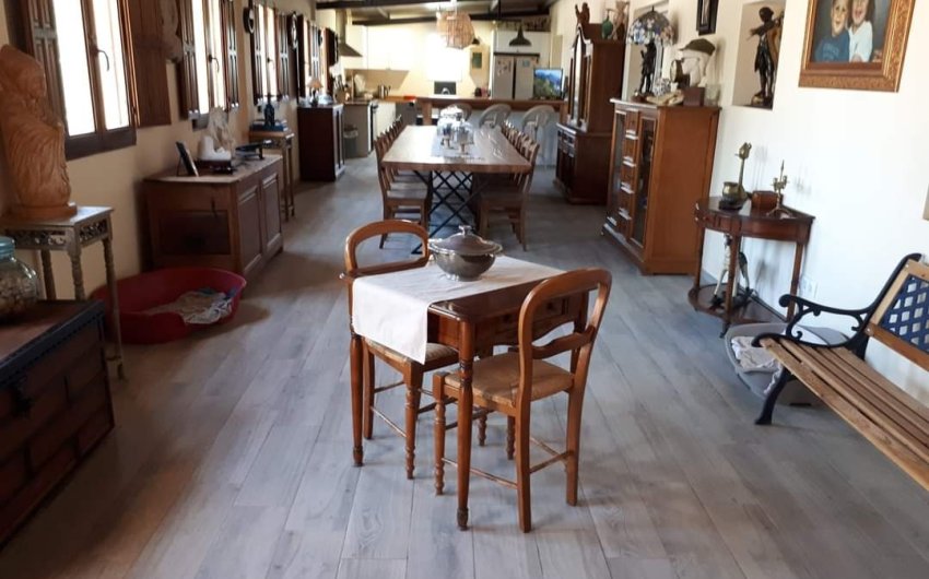 Revente - Villa -
Villena - Inland