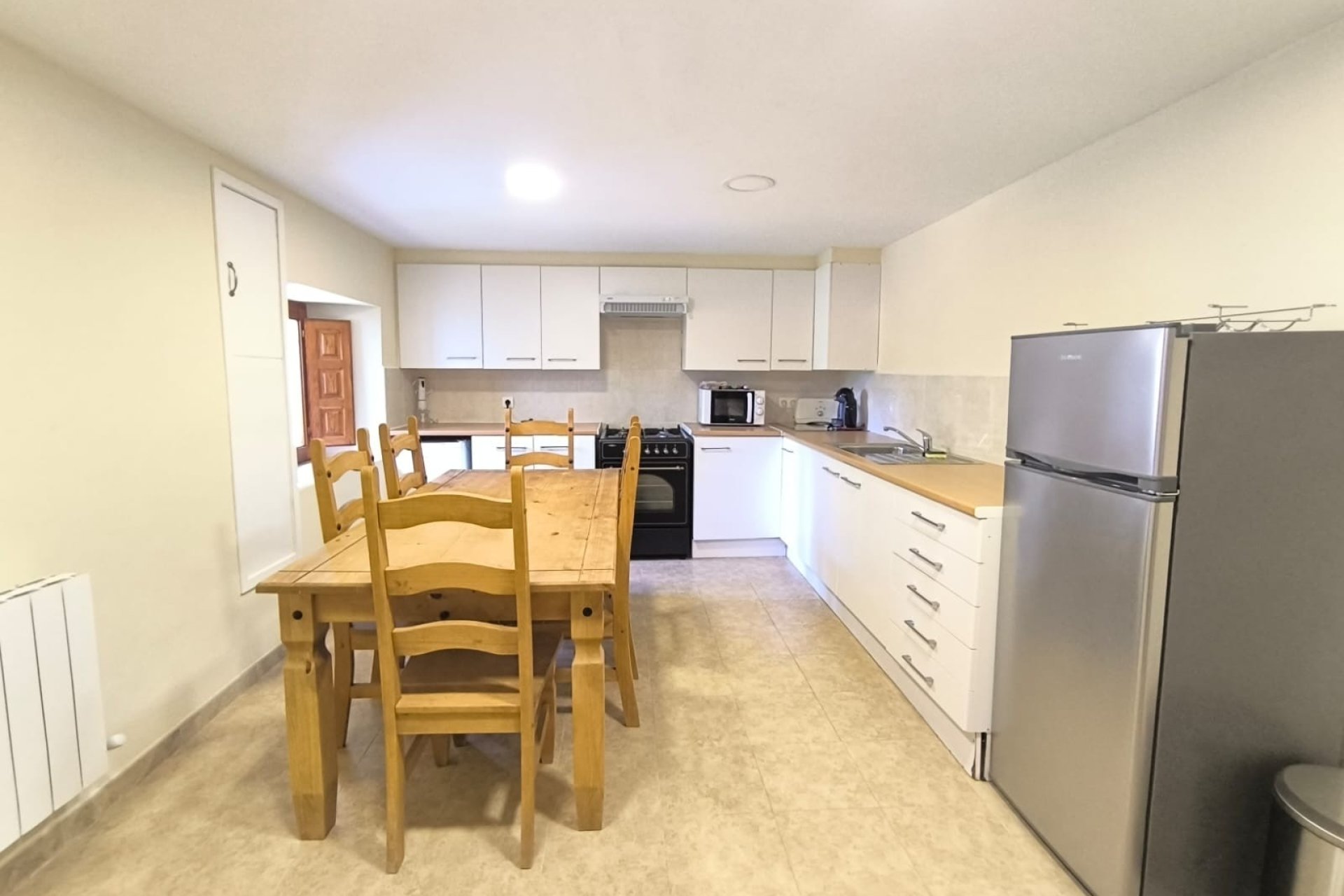 Revente - Villa -
Villena - Inland