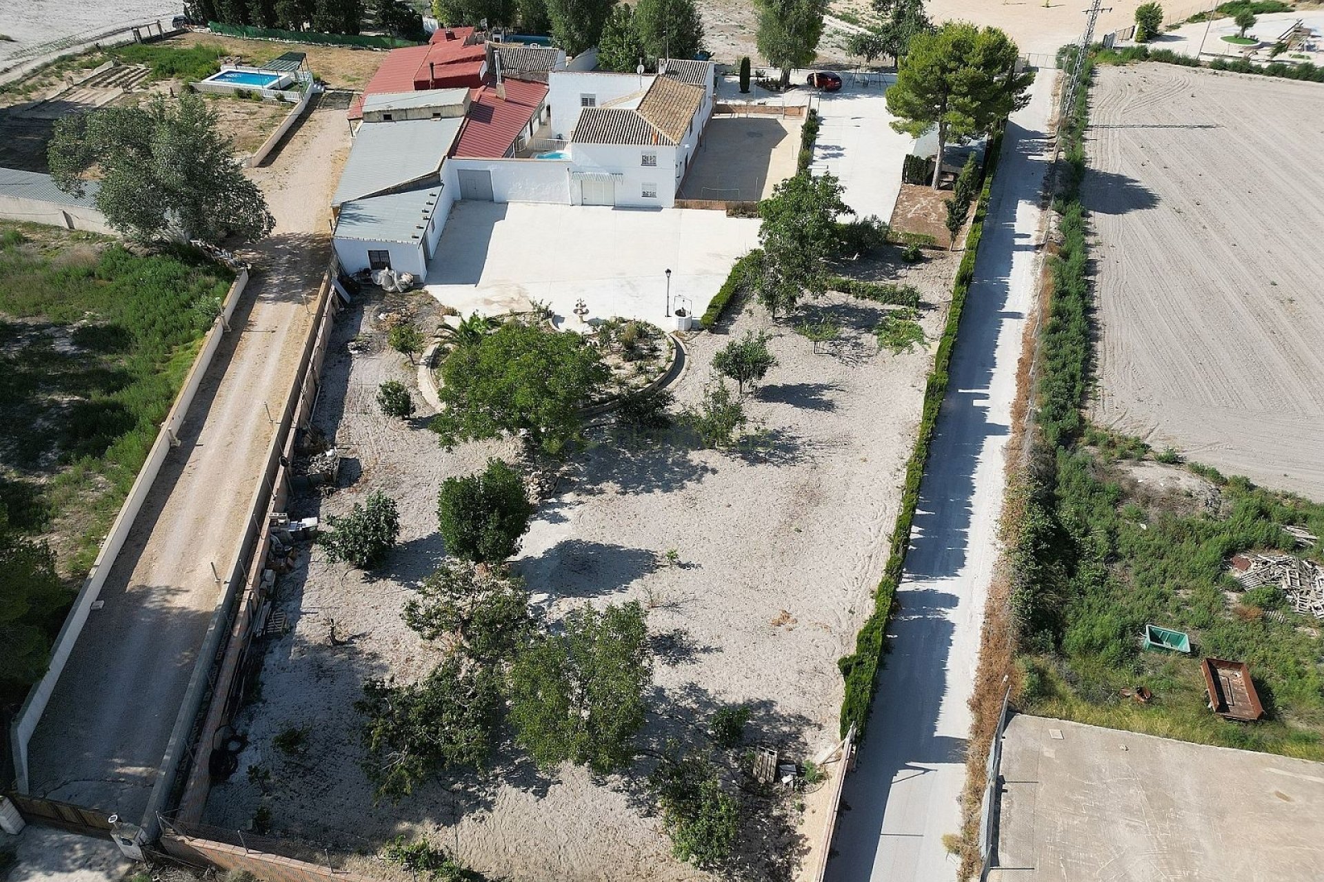 Revente - Villa -
Villena