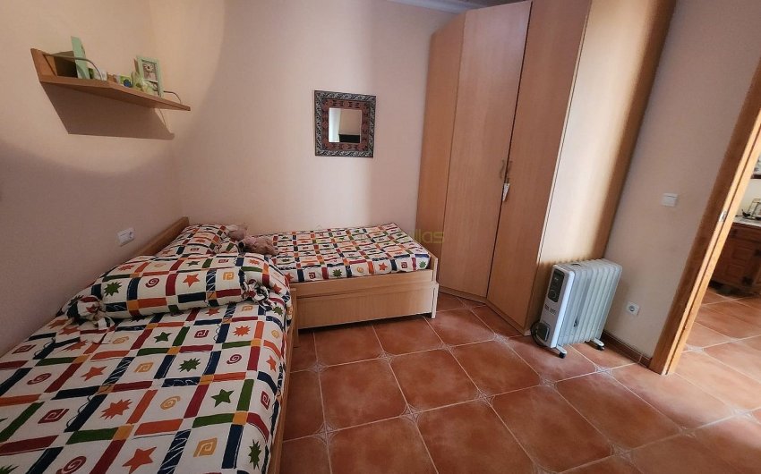 Revente - Villa -
Villena