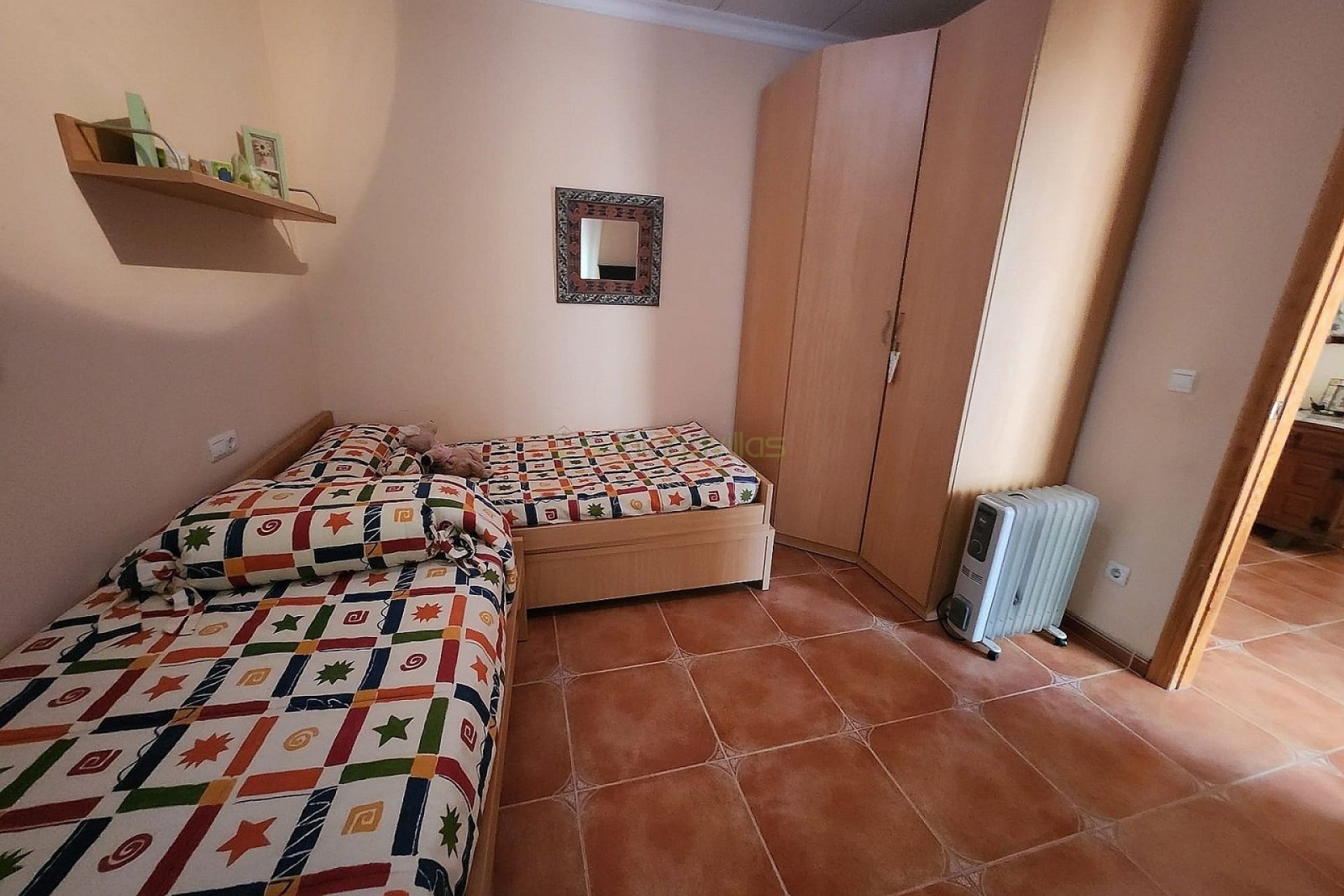 Revente - Villa -
Villena