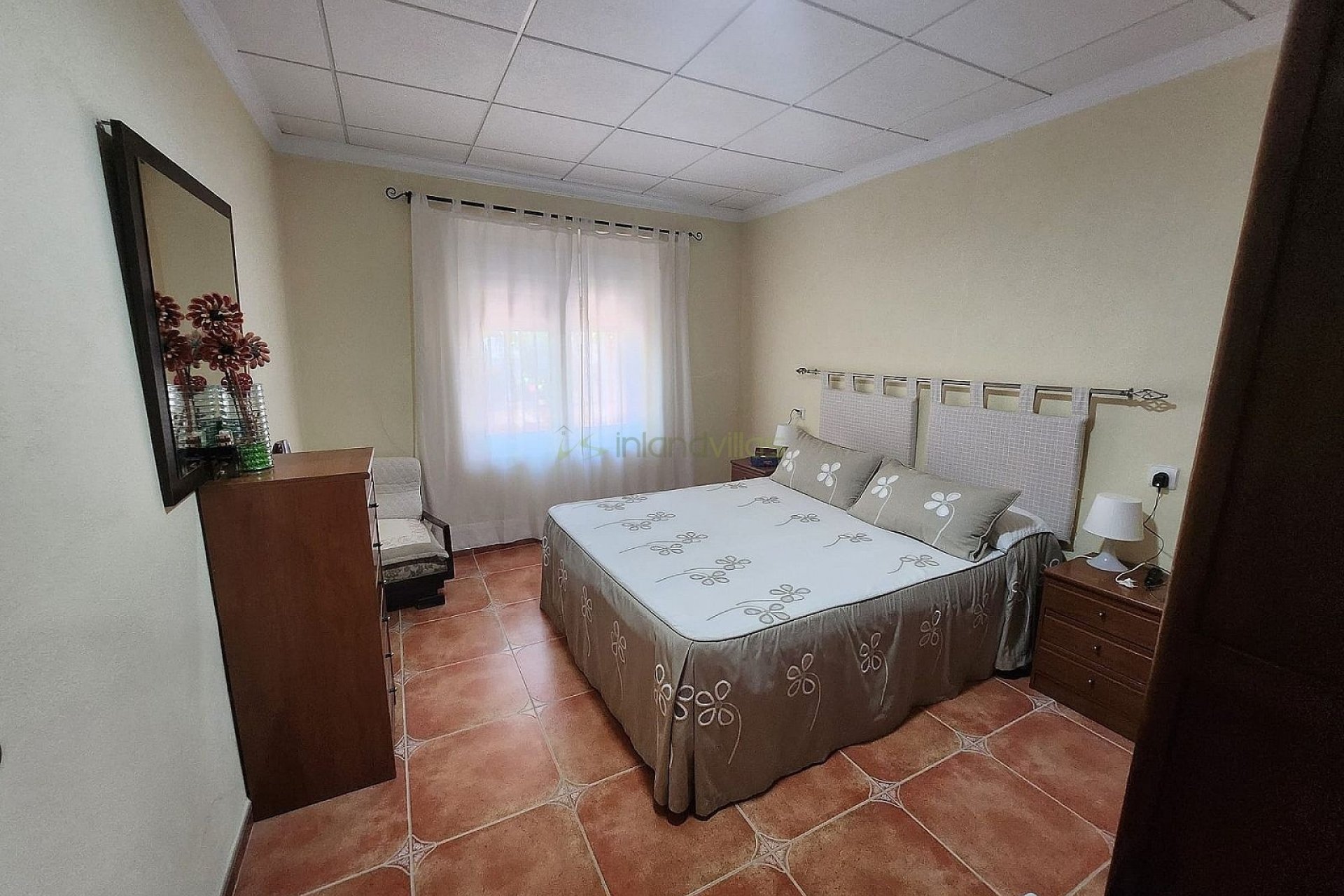 Revente - Villa -
Villena