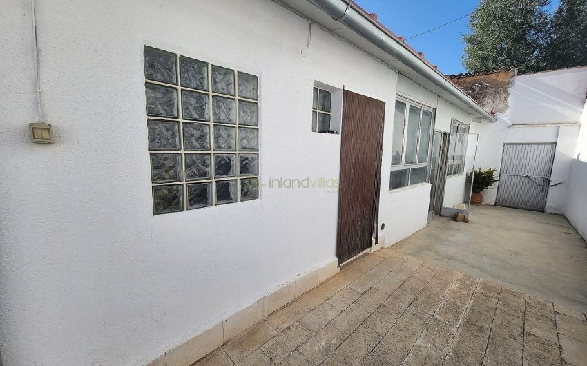 Revente - Villa -
Villena