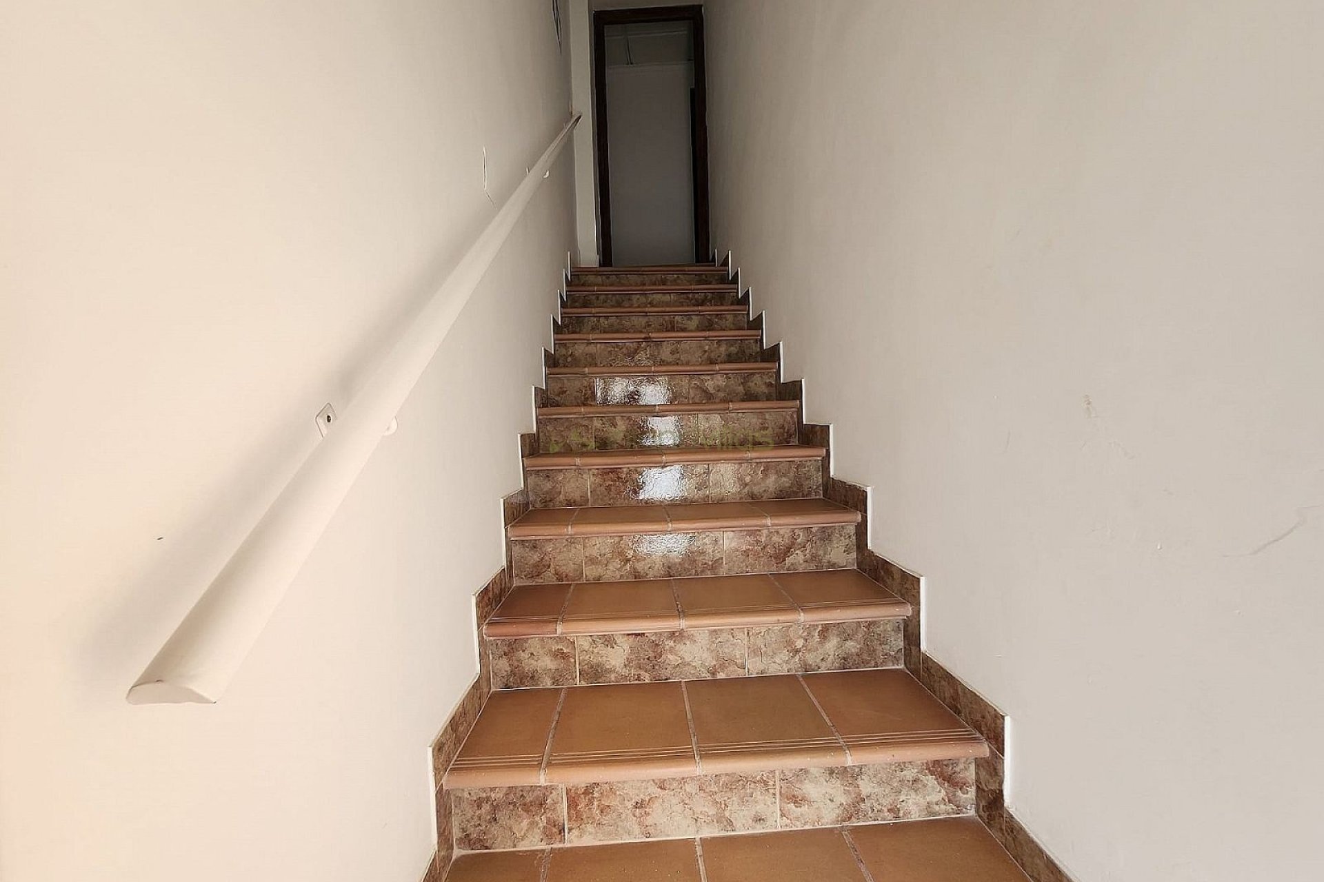 Revente - Villa -
Villena