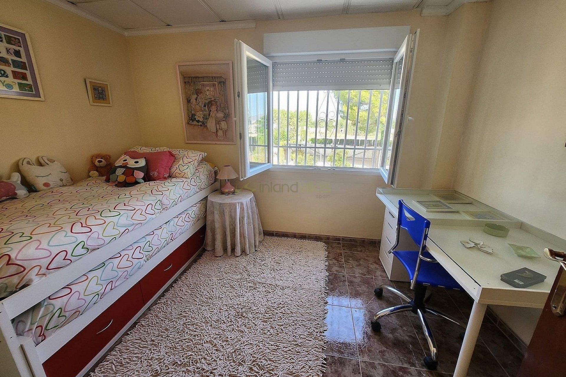 Revente - Villa -
Villena