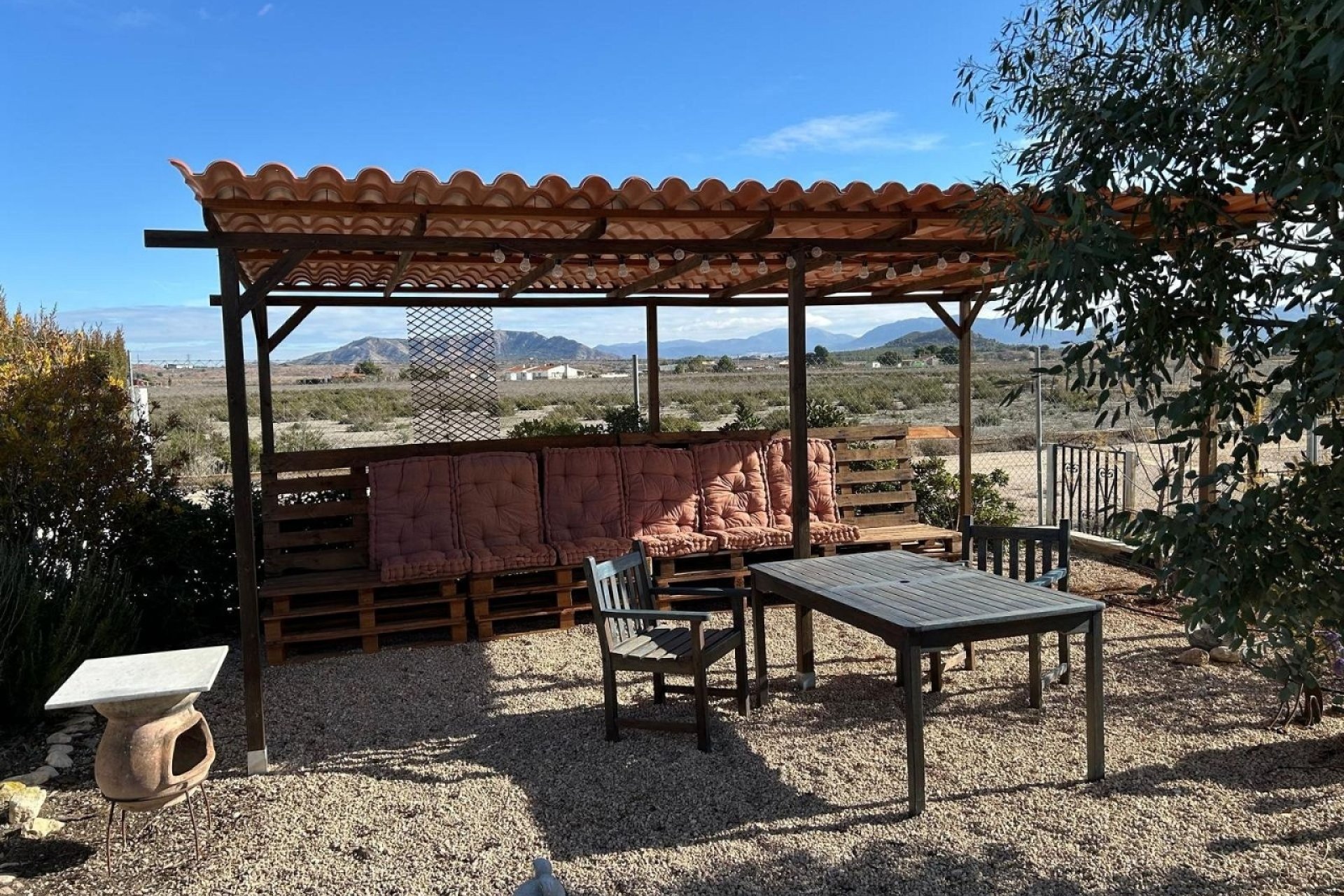 Revente - Villa -
Villena