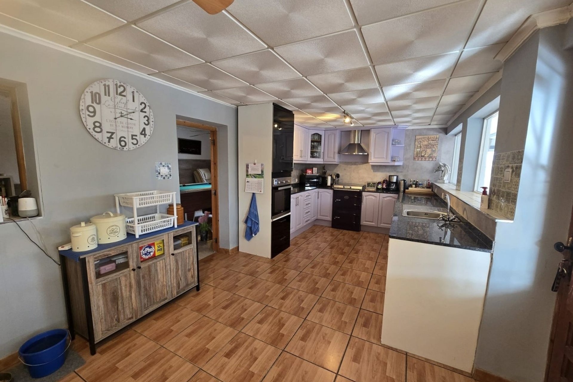 Revente - Villa -
Villena