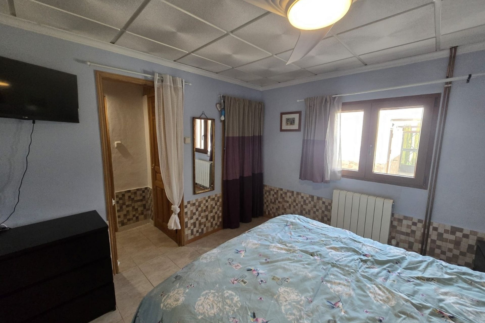 Revente - Villa -
Villena