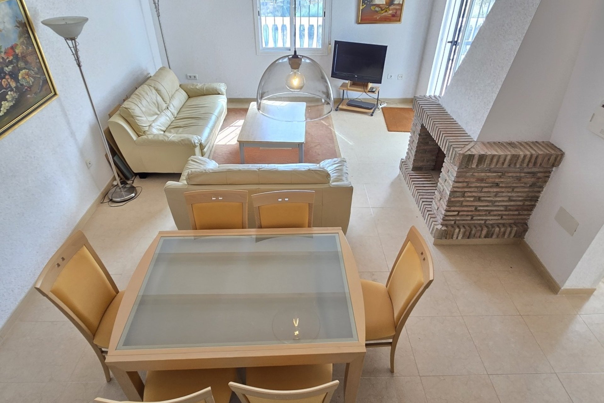 Revente - Villa -
Vinuela - Inland