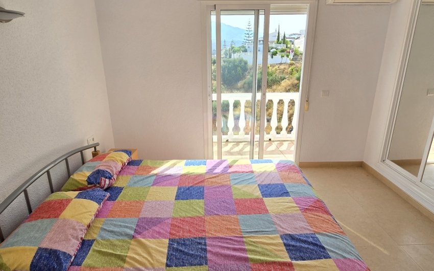 Revente - Villa -
Vinuela - Inland