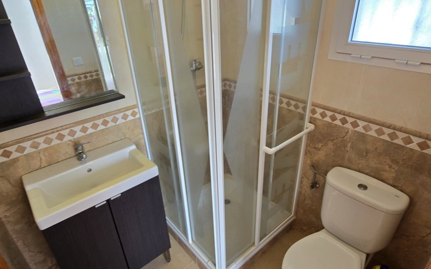 Revente - Villa -
Vinuela - Inland