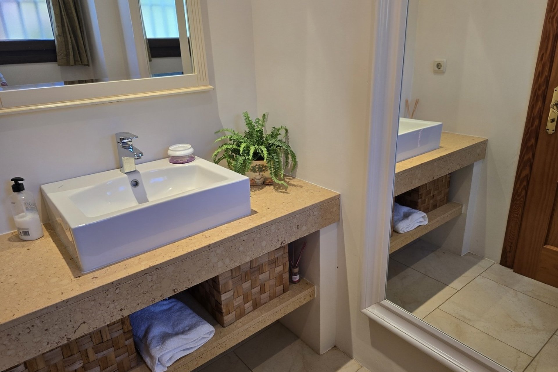 Revente - Villa -
Vinuela - Inland