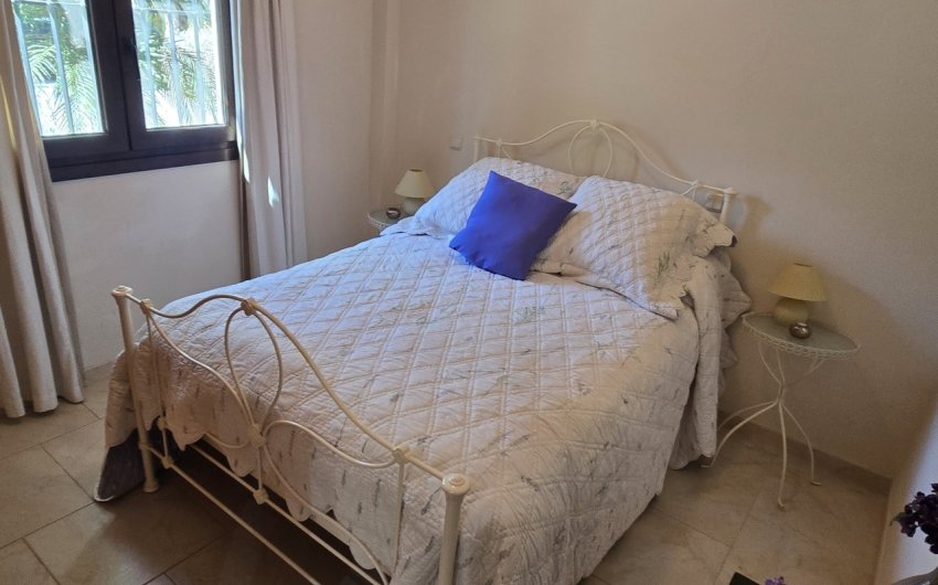 Revente - Villa -
Vinuela - Inland