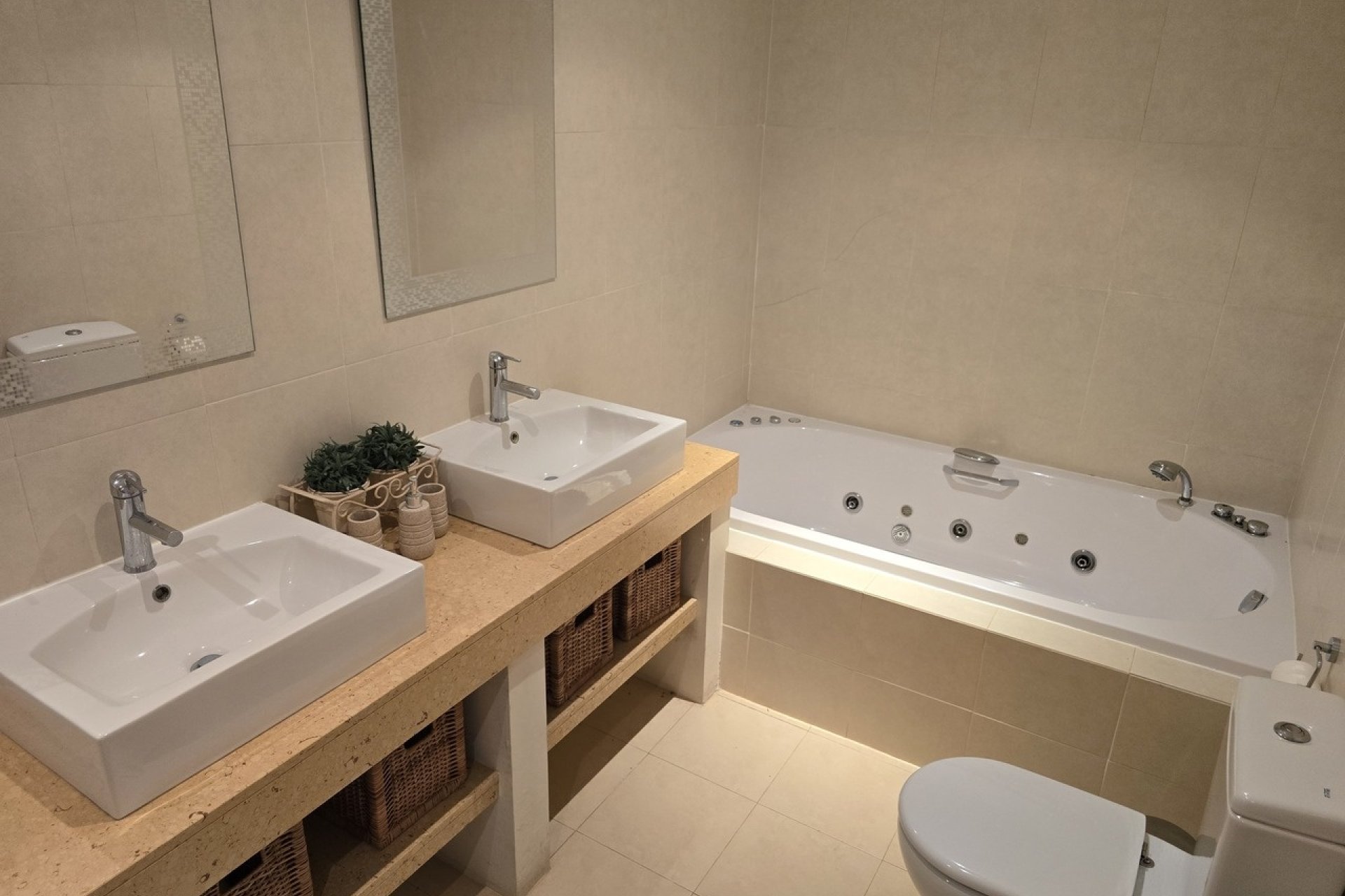 Revente - Villa -
Vinuela - Inland