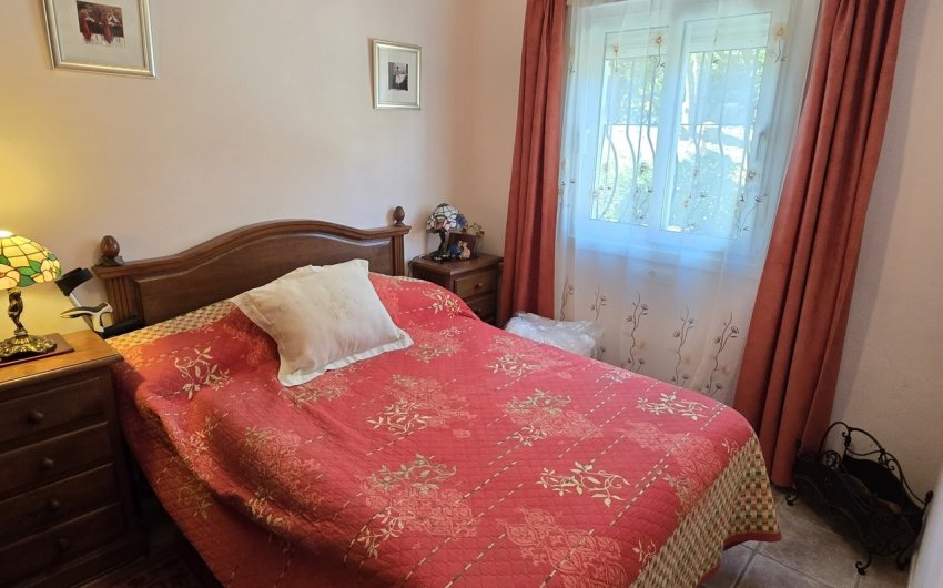 Revente - Villa -
Vinuela - Inland