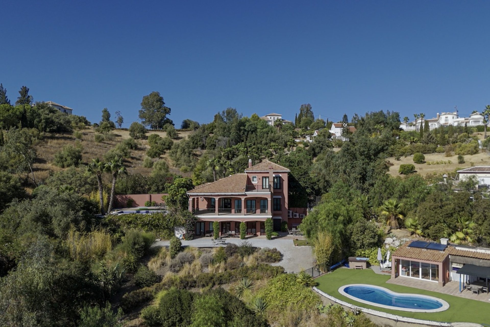 Revente - Villa -
Vinuela - Inland