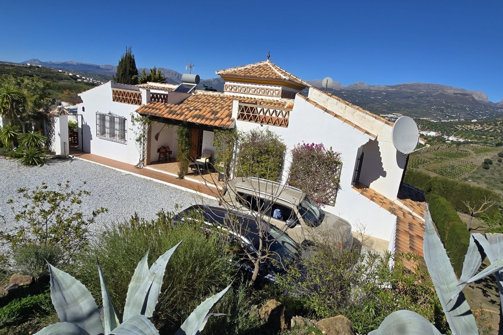 Revente - Villa -
Vinuela - Inland