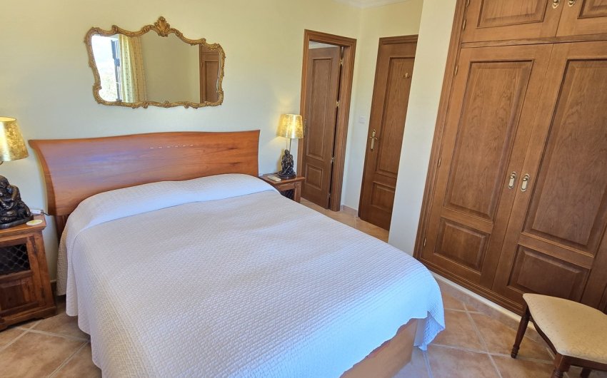 Revente - Villa -
Vinuela - Inland