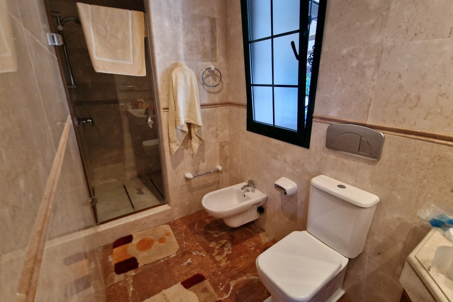 Revente - Villa -
Vinuela - Inland