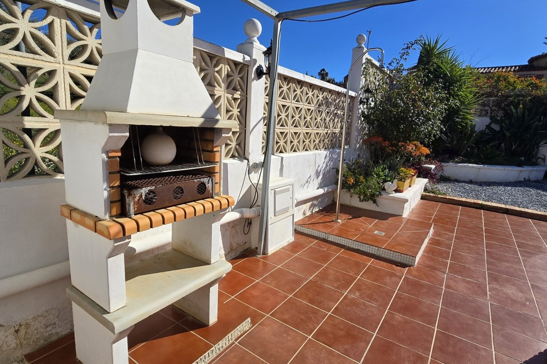 Revente - Villa -
Vinuela - Inland