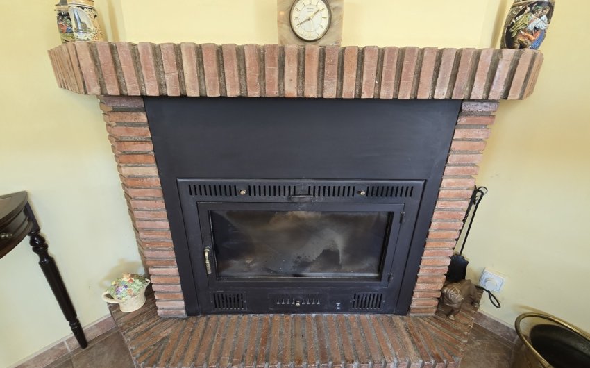 Revente - Villa -
Vinuela - Inland