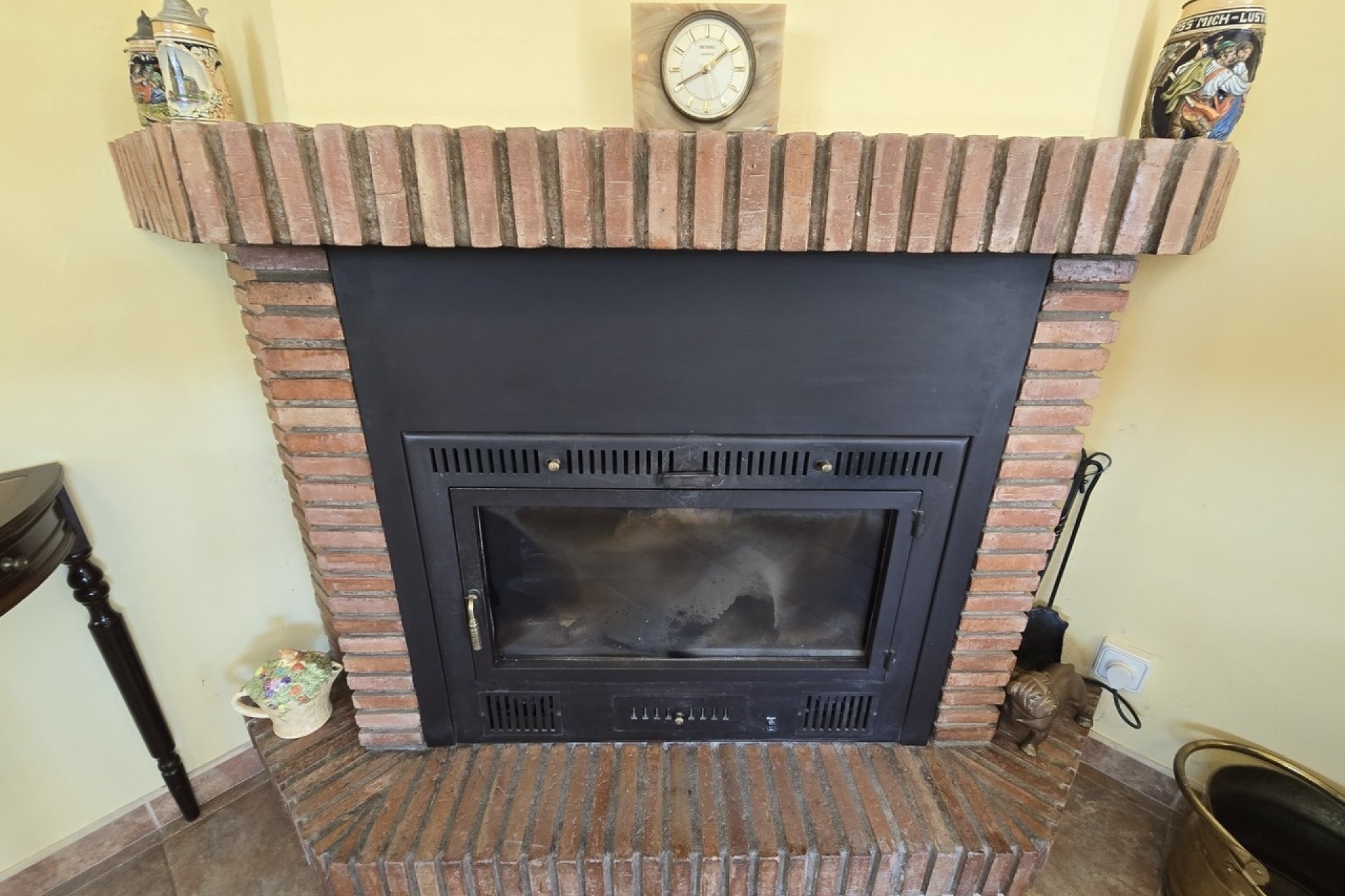 Revente - Villa -
Vinuela - Inland