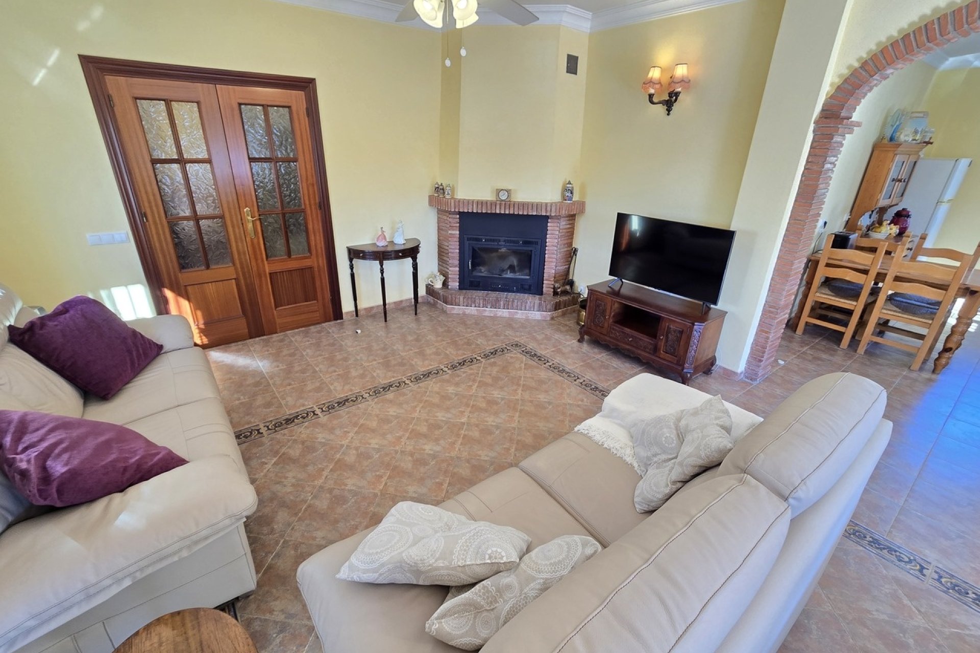 Revente - Villa -
Vinuela - Inland