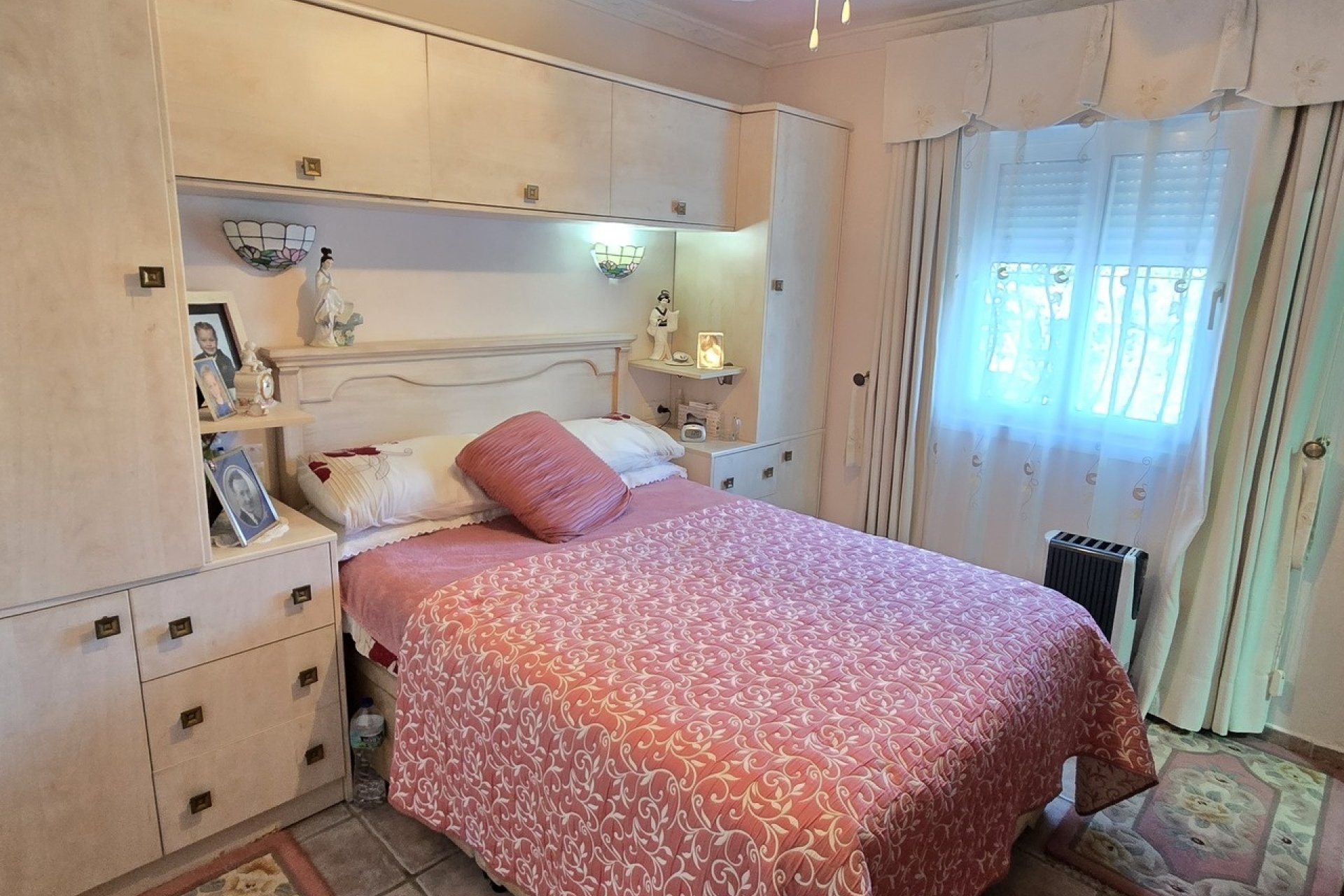 Revente - Villa -
Vinuela - Inland