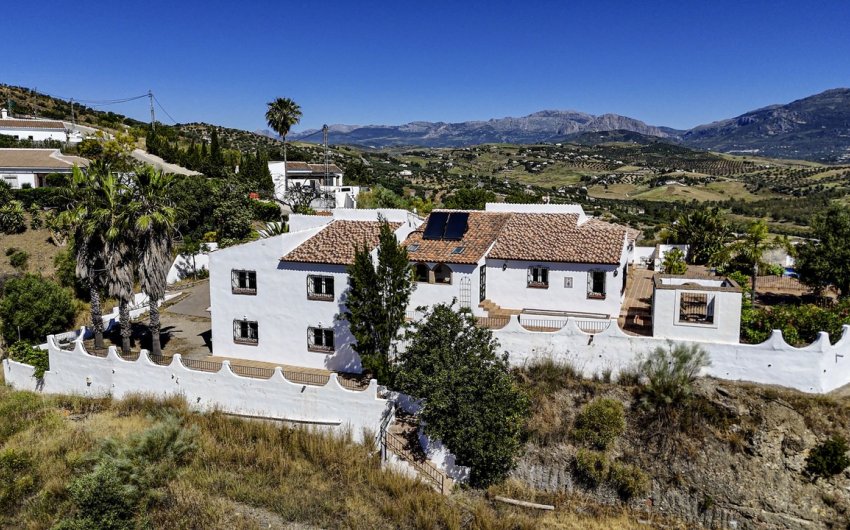 Revente - Villa -
Vinuela - Inland