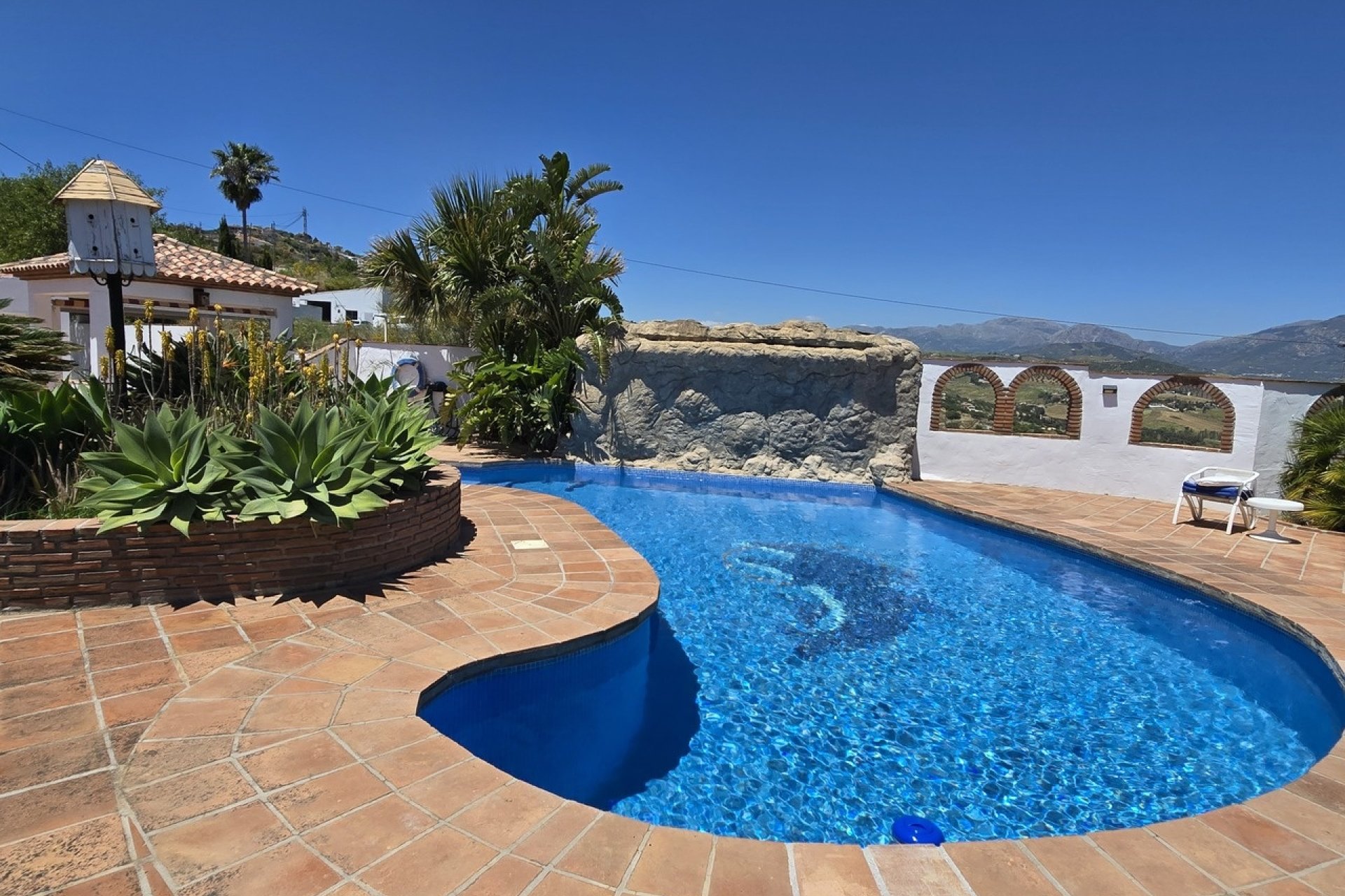 Revente - Villa -
Vinuela - Inland