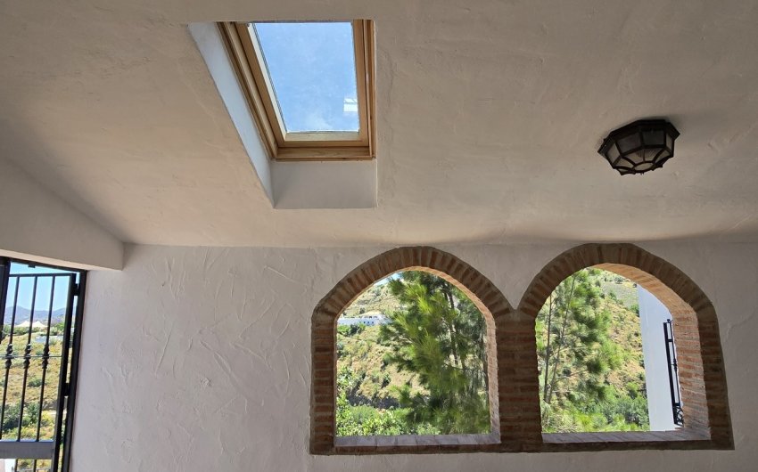 Revente - Villa -
Vinuela - Inland