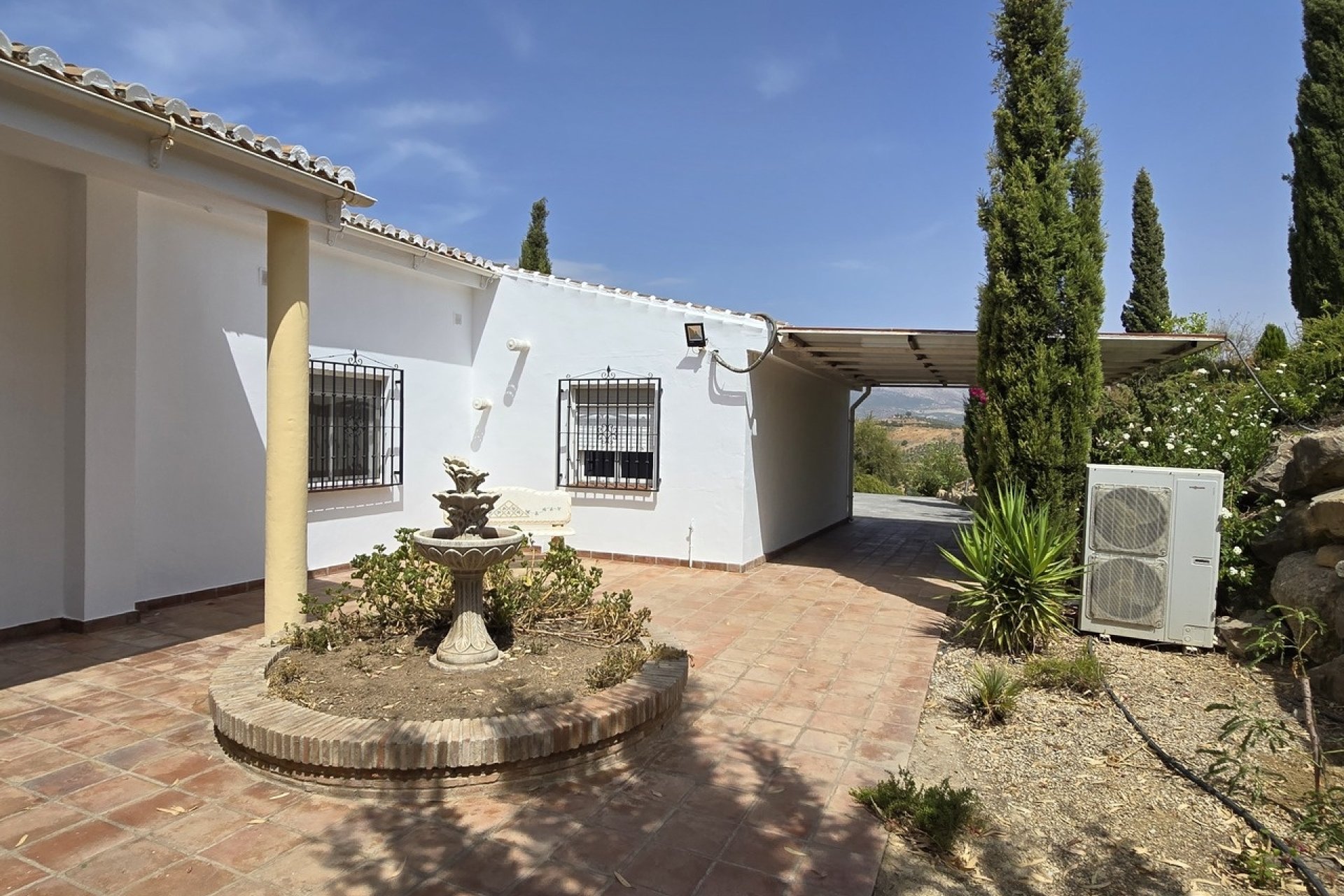Revente - Villa -
Vinuela - Inland