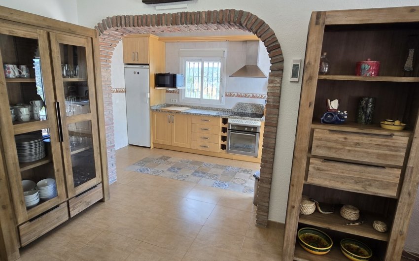 Revente - Villa -
Vinuela - Inland