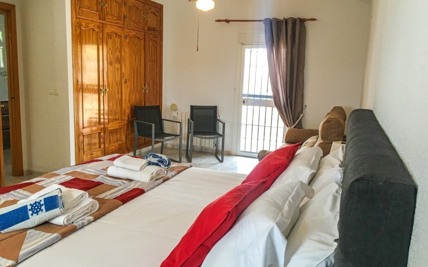 Revente - Villa -
Vinuela - Inland