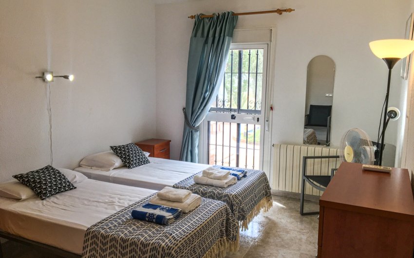 Revente - Villa -
Vinuela - Inland