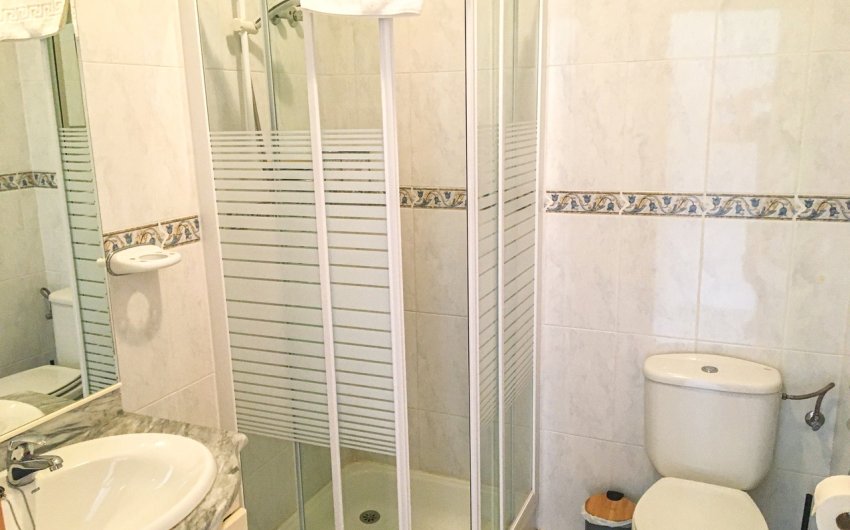 Revente - Villa -
Vinuela - Inland