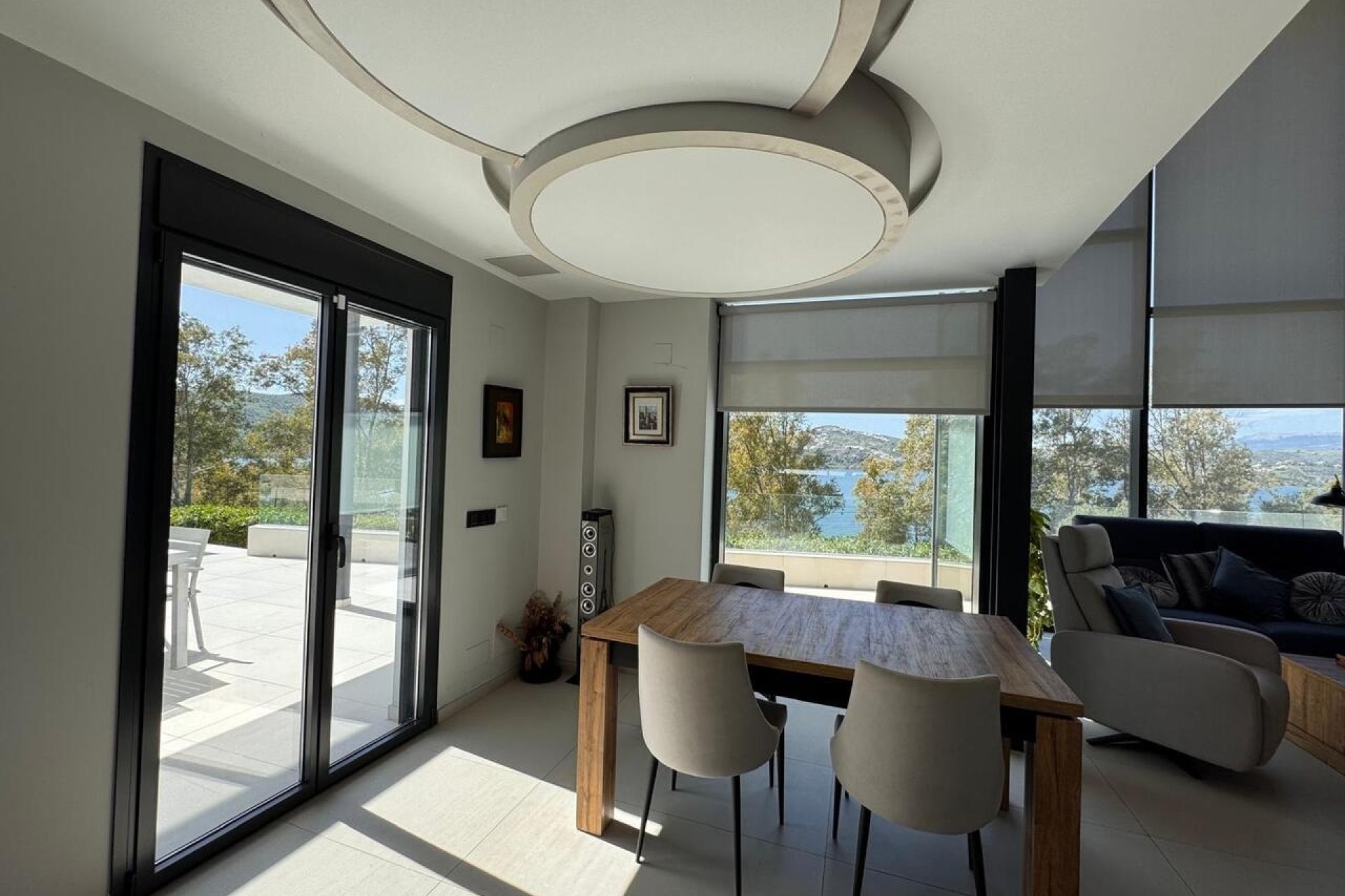 Revente - Villa -
Vinuela - Inland