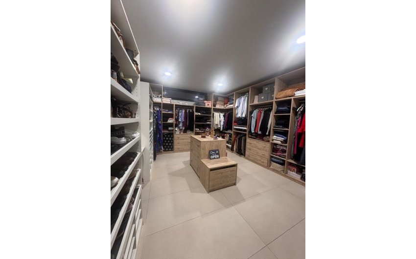 Revente - Villa -
Vinuela - Inland