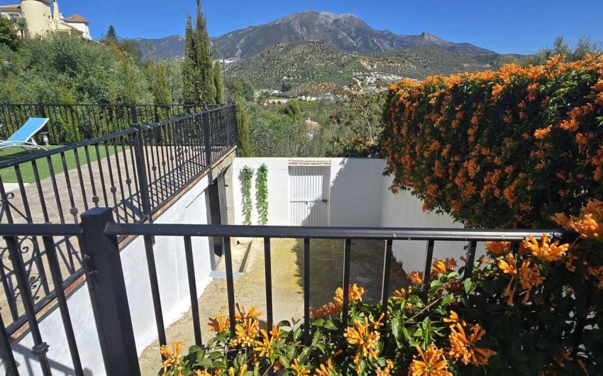 Revente - Villa -
Vinuela - Inland