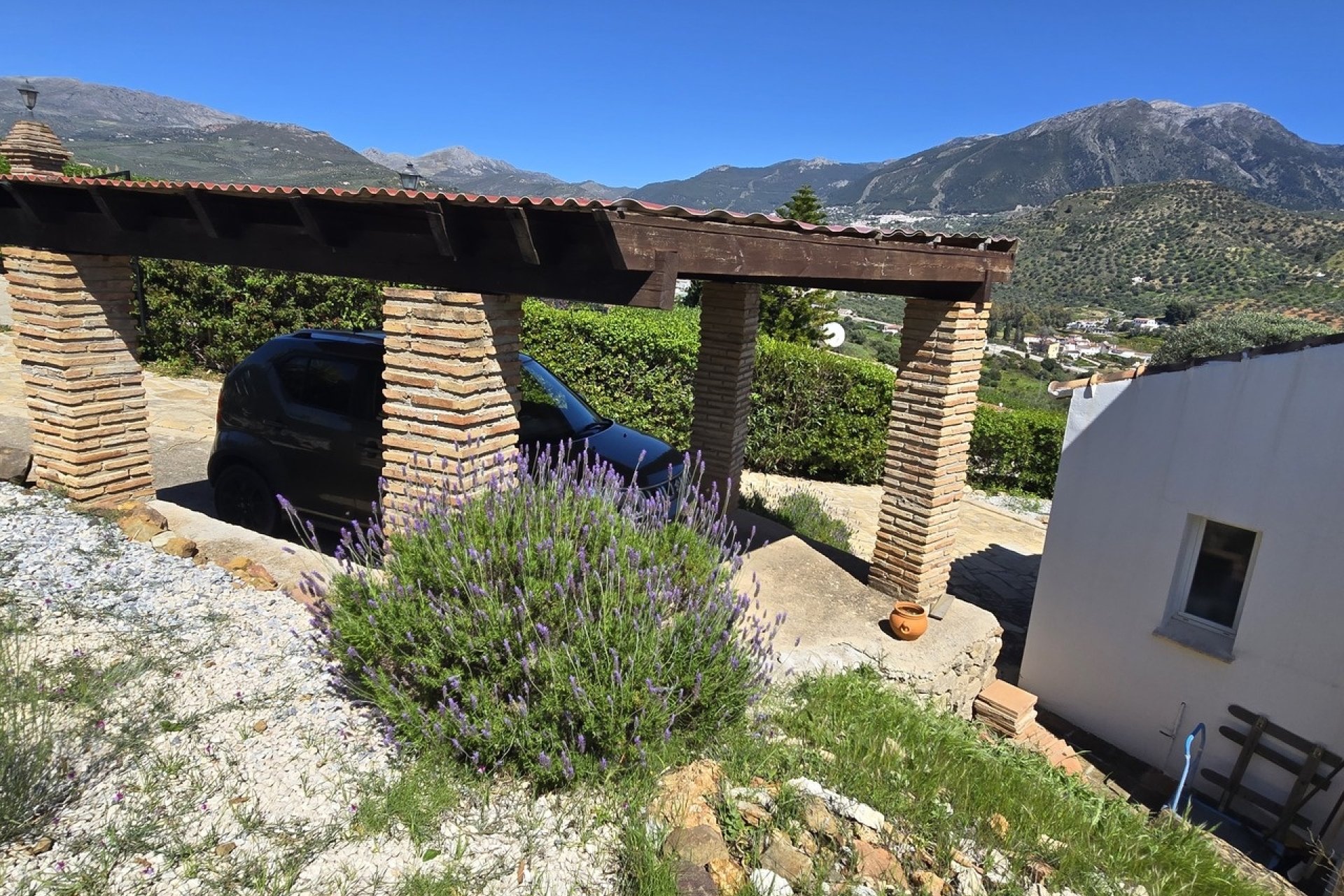 Revente - Villa -
Vinuela - Inland